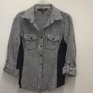 Slimming and flattering top